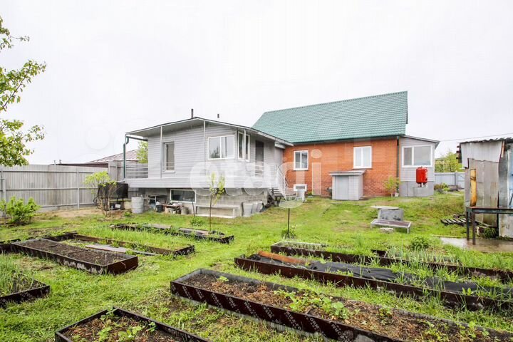 Дом 277,9 м² на участке 15 сот.