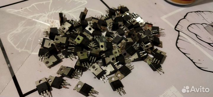 Транзистор IRF3205