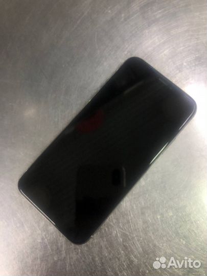 iPhone X, 64 ГБ