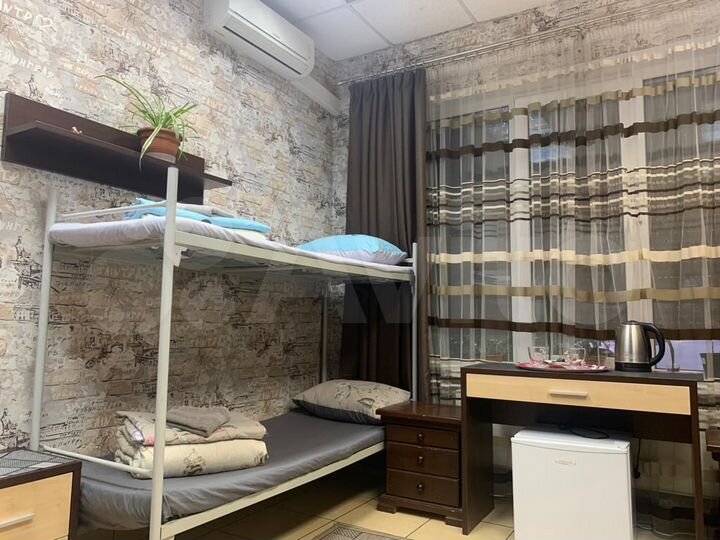 Комната 23 м² в 2-к., 1/15 эт.