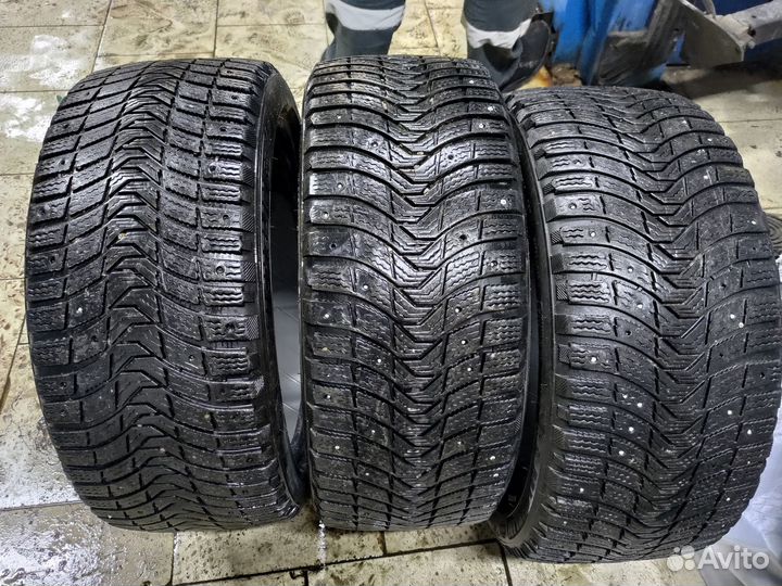 Michelin X-Ice North XIN3 235/40 R18 95T