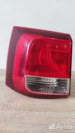 Фонарь задний левый Киа Соренто