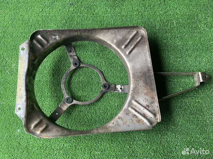 Кожух вентилятора радиатора Хром ваз 2105-07