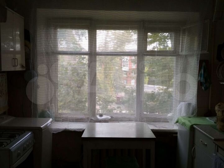 Комната 17 м² в 5-к., 3/5 эт.