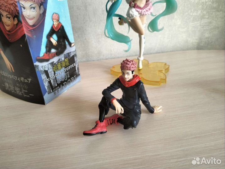 Аниме фигурка