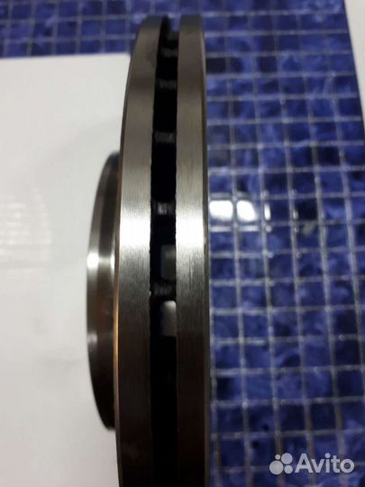 Тормозные диски на Kia Rio/Hyundai Solaris п. d256