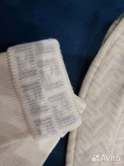 Перчатки и шапка fendi