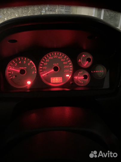 Mitsubishi Lancer 1.6 МТ, 2006, 250 000 км