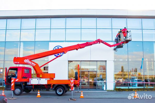 Мойка окон, балконов, баннеров, квартир, студии