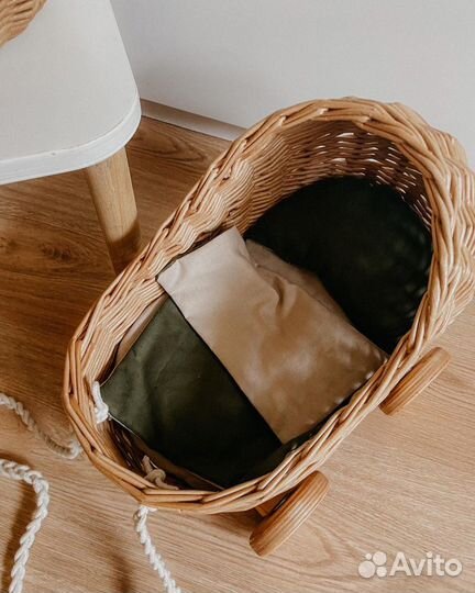 Детская коляска для кукол