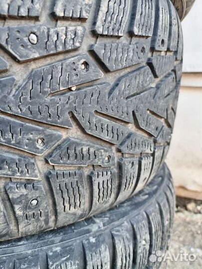 Nokian Tyres Hakkapeliitta 7 245/45 R17