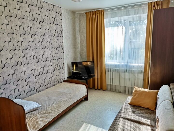 1-к. квартира, 32 м², 3/3 эт.