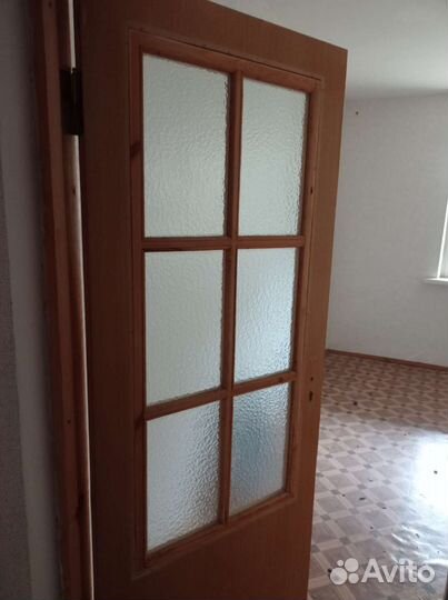 Продам окна и двери,раковины, ролеты и и т д