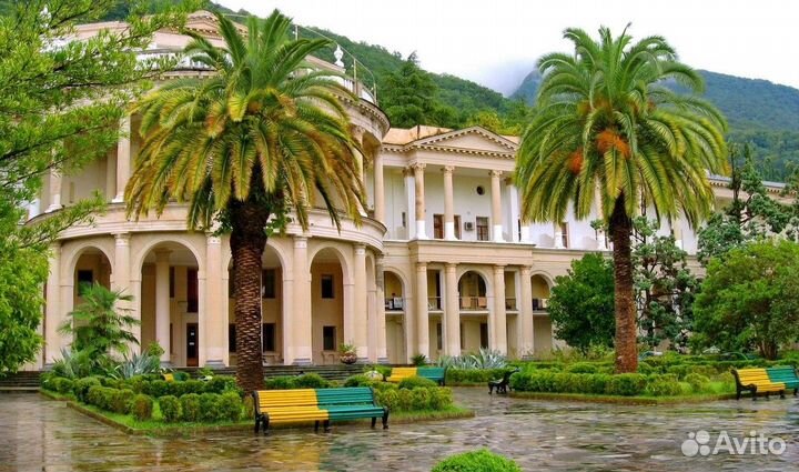 Абхазия из Омска