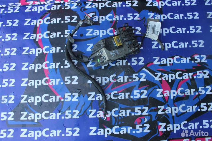 Блок предохранителей Пежо 308