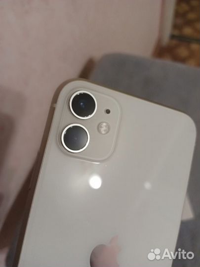 Телефон iPhone 11 128 gb