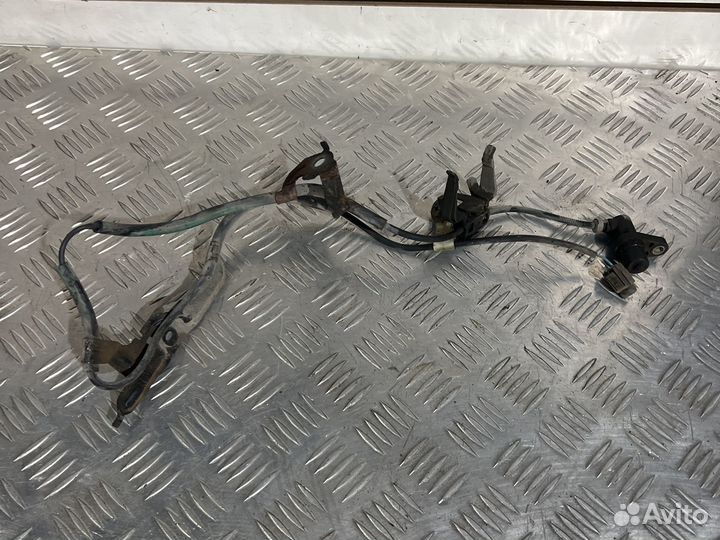 Датчик абс передний правый toyota camry 40