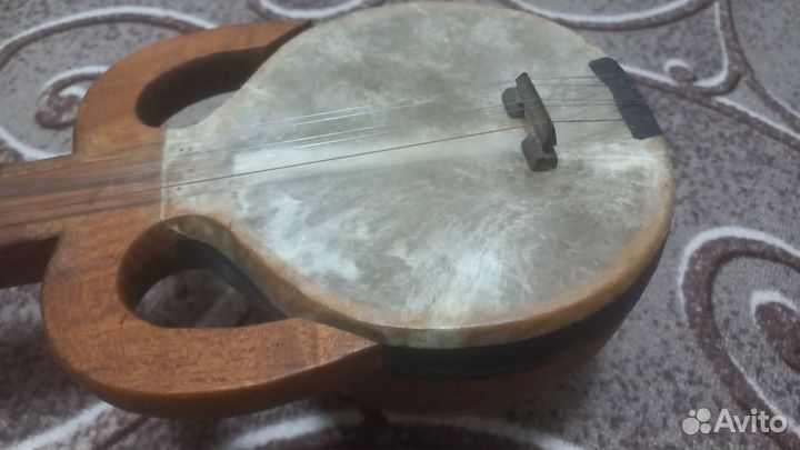 Музыкальные инструменты Рубоб