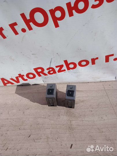 Кнопка обогрева сидений Ford Focus 2