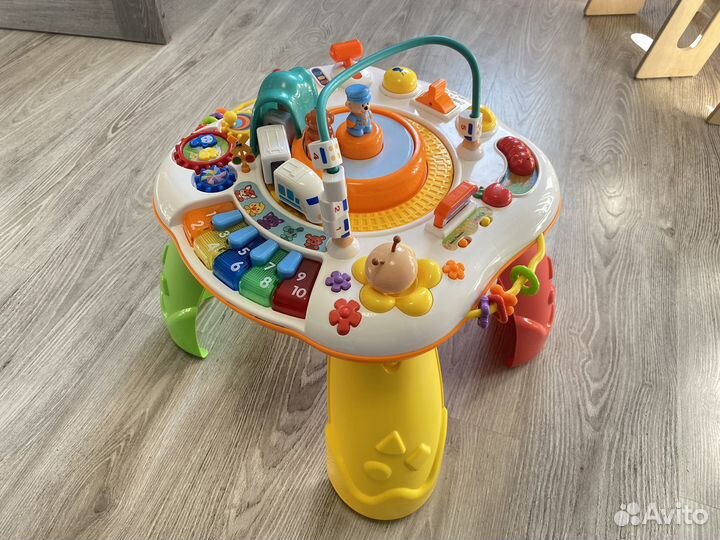 Развивающий музыкальный столик