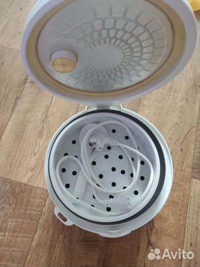 Мультиварка Scarlett SC-410