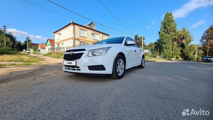 Chevrolet Cruze 1.6 AT, 2012, 195 000 км