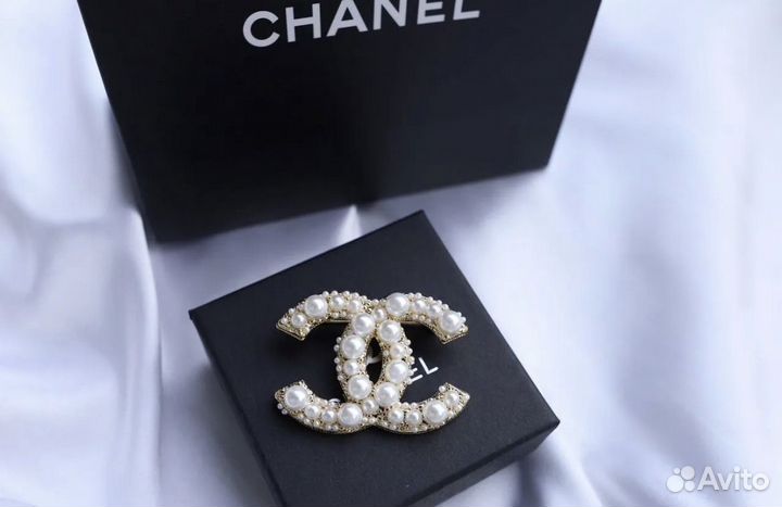 Брошь chanel шанель с жемчугом