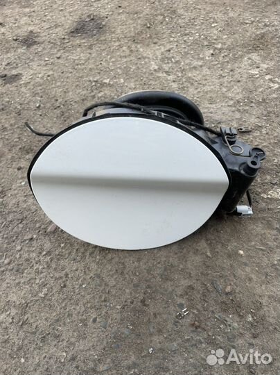 Бмв 1 f20 лючок бензобака