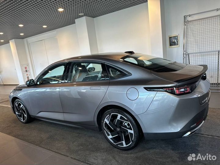 Changan Lamore 1.5 AMT, 2023