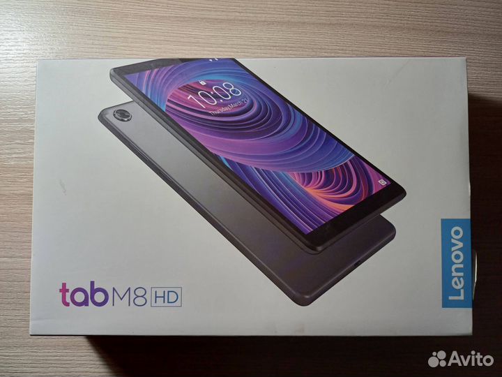 Планшет Lenovo Tab M8