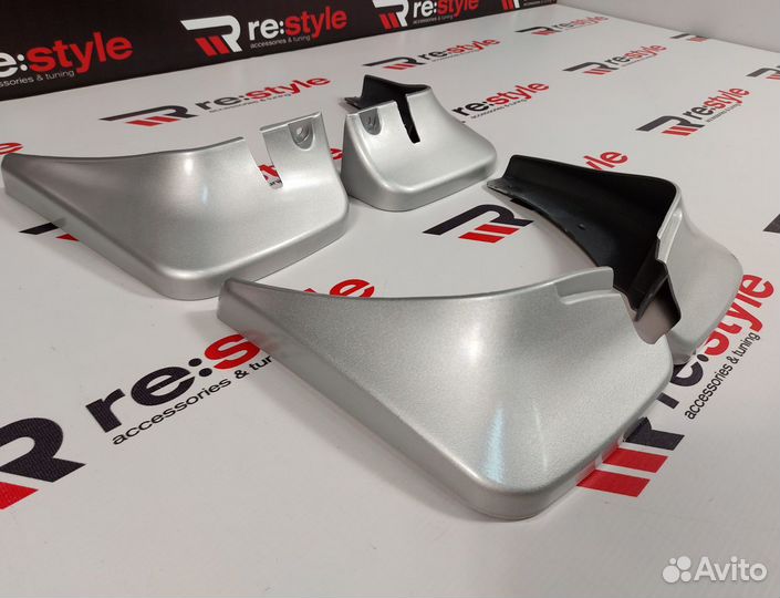 Брызговики Toyota Succeed R996