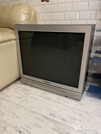Телевизор panasonic