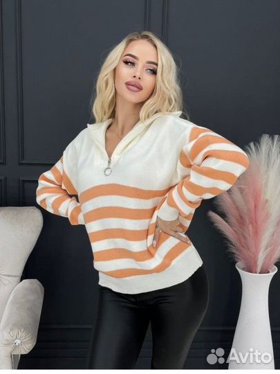 Новый Женский свитер 42-46