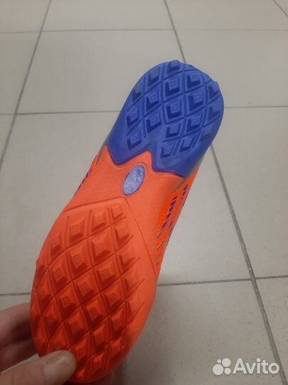 Футбольные бутсы