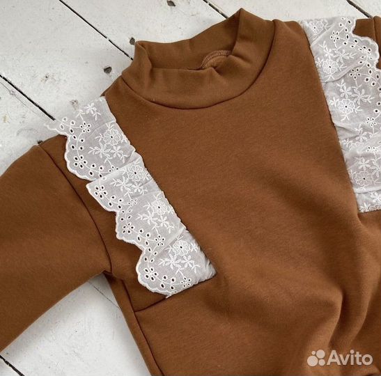 Свитшот для девочки новый