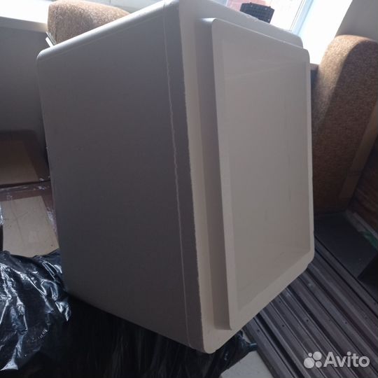 Термобокс, Изотермический контейнер