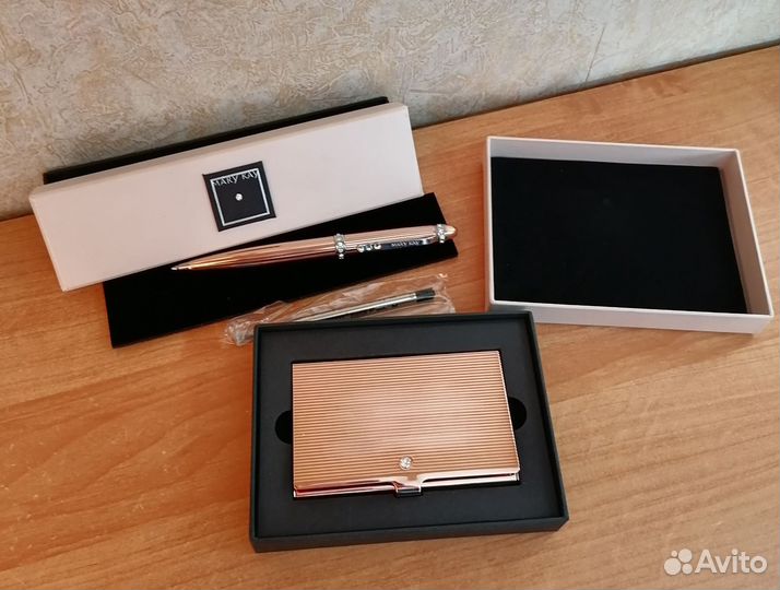 Набор: визитница и ручка Mary Kay