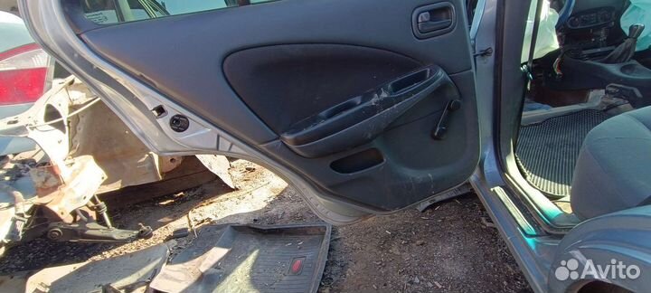 Дверные карты nissan almera n16