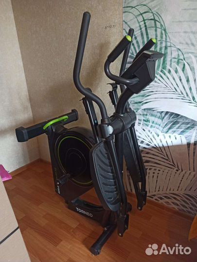 Эллиптический тренажер torneo