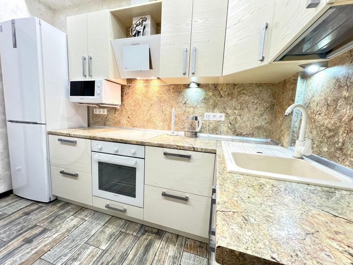 2-к. квартира, 48,4 м², 6/19 эт.