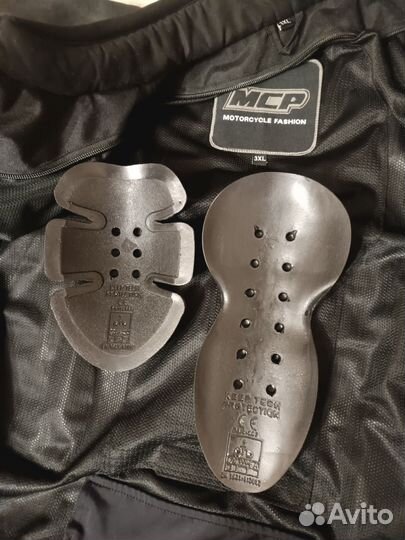 Мотокуртка мужская