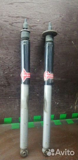 Амортизатор подвески передний Mercedes-Benz