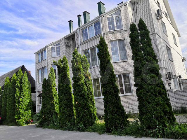 3-к. квартира, 108 м², 2/3 эт.