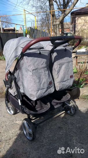 Коляска для двойни, погодок