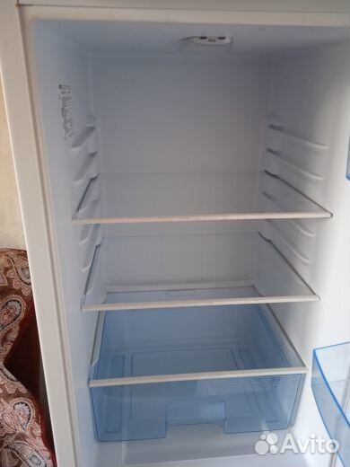 Холодильник бытовой