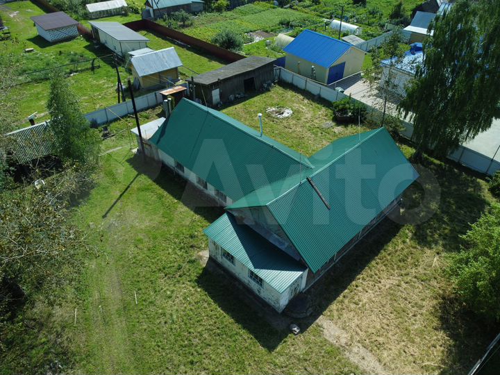 Дом 200 м² на участке 17 сот.