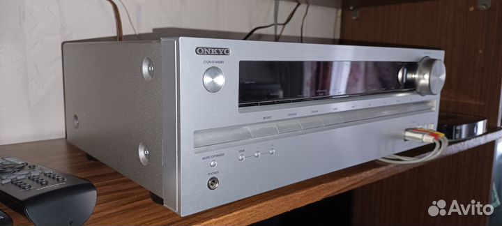 Av ресивер onkyo TX-SR 309