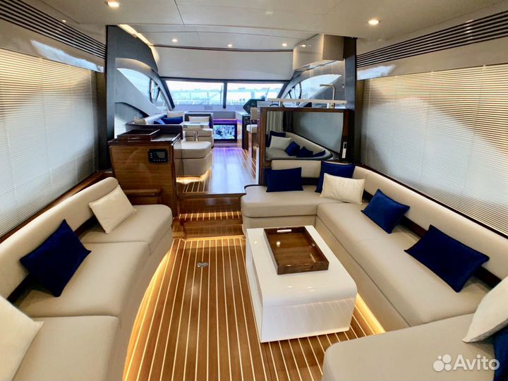 Моторная яхта Artemis 56