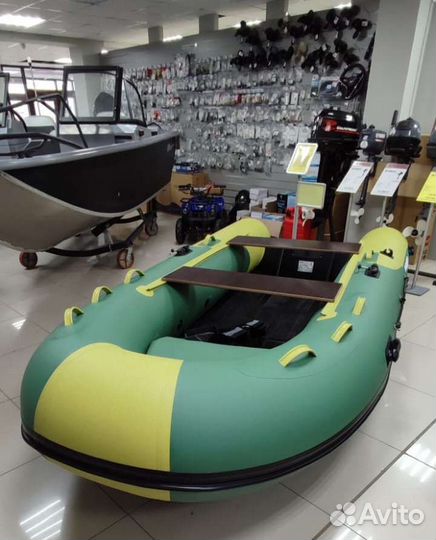 Надувная лодка Gladiator RIB 380 AL