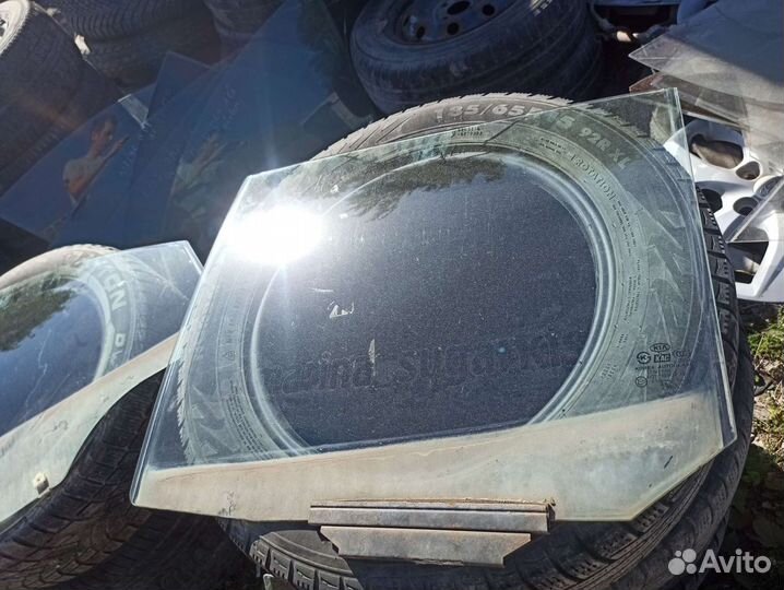 Стекло двери Kia Picanto I (SA)